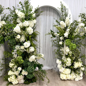 Luxuriöses Gold-Ramhorn-Bogenarrangement mit Grüner Hortensie, Weißen Seidenrosen und Grünzeug für Zeremonien, Bühnenhintergrund, Party- und Eventdekoration - Product Image 1