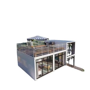 Villa moderne en conteneur, espace de vie rectangulaire avec balcon et murs en verre pour usage en complexe hôtelier extérieur - Product Image 1