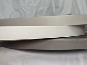 Banda de Borde de PVC Resistente al Calor, Decorativa Metálica, Rentable, Ecológica, Duradera, Resistente a los Arañazos, Fácil de Procesar - Product Image 4