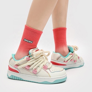 <span class=keywords><strong>2023</strong></span> baskets en cuir de marque avec logo personnalisé chaussures de <span class=keywords><strong>basket</strong></span>-ball décontractées de marque privée pour hommes et femmes - Product Image 4