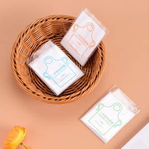 Delantales desechables de polietileno, gruesos, impermeables, para catering, uso comercial, barbacoa, para niños, envasados individualmente - Product Image 1