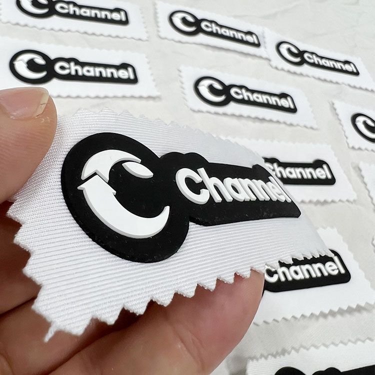 Custom 3d Raised Rubber Patch Two Layered Mold Rubber Badge Logo Heat Transfer Durable Backpack Transfer Heat Press Logo