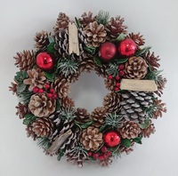 Karangan Bunga Natal Besar dengan Buah Pinus Merah untuk Dekorasi Rumah di Hari Libur Musim Dingin (Grosir)