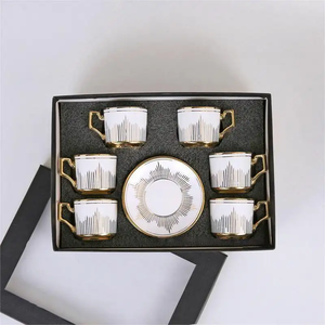 Juego de Taza y Platillo de Café Turco con Borde Dorado, Estilo Vintage, Forma Ondulada, Cerámica Ecológica, Incluye Paquete de Regalo - Product Image 3