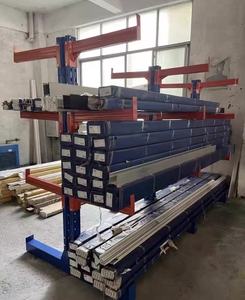 Jincanglian JCL-CH01 Yellow Blue Heavy Duty Corrosion Protected Steel Cantilever Tube Rack Warehouse Pipe <b>Racking</b> Cantilever - Product Image 1