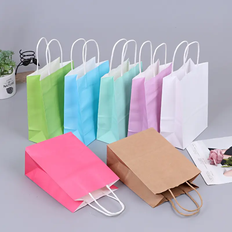 สีถุงกระดาษคราฟท์ของขวัญกระเป๋าถือเสื้อผ้าช้อปปิ้งถุงกระดาษนำออกกระเป๋าขายส่ง