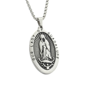 yunnique Collar religioso para hombre con colgante ovalado de Nuestra Señora de Guadalupe de acero inoxidable, regalo - Product Image 2
