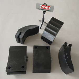 Tùy chỉnh <span class=keywords><strong>PU</strong></span> <span class=keywords><strong>scraper</strong></span> vành đai sạch hơn công nghiệp loại bàn chải cho khai thác mỏ băng tải thắt lưng với OEM hỗ trợ - Product Image 2