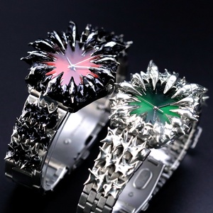 Reloj de Acero Inoxidable Personalizado para Hombre, con Caja Esculpida Decorada con Púas Oscuras, Estilo Gótico Punk, Reloj de Pulsera Masculino Único - Product Image 1