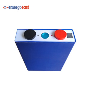 Meilleure vente Batteries rechargeables prismatiques 3.2V <span class=keywords><strong>105Ah</strong></span> Cellules de <span class=keywords><strong>batterie</strong></span> Lifepo4 pour systèmes de stockage d'énergie à domicile - Product Image 2