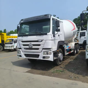 Camión mezclador de concreto Hino usado Sinotruck Howo 6x4 12m3 Camión de cemento Camión mezclador de concreto con tambor - Product Image 1