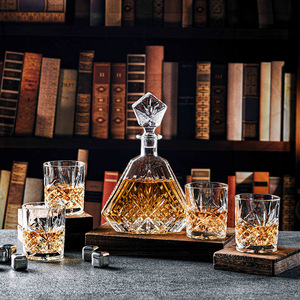 Fabbrica all'ingrosso di vino di vetro Decanter Set di bottiglie di vino di whisky