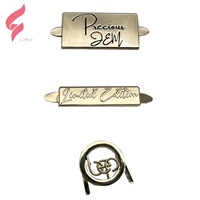 Étiquettes métalliques personnalisées pour sacs à main de luxe LiHui Hardware avec placage sans nickel, motif de lettres, logo métallique personnalisé pour sacs à main