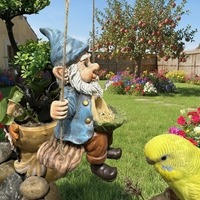 Mangeoire à oiseaux suspendue Oniya Garden Gnome pour oiseaux sauvages, décor de jardin amusant, décoration de pelouse et de jardin.