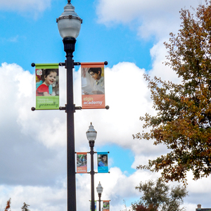 Đường phố ngoài trời ánh sáng cực quảng cáo cờ phương tiện truyền thông quảng cáo biểu ngữ chủ kit đèn lồng đôi bên cực cờ với khung phần cứng - Product Image 3