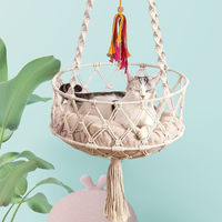 Cama de Rede para Gatos em Macramê Moderna, Cesta Suspensa Artesanal com Almofada para Uso Interno
