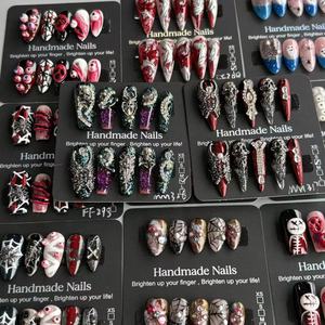 Nouvelles Ongles Press-On Style Gothique Sombre Halloween Spicy Girl Y2K, Design 100% Fait Main avec Strass, Faux Ongles pour Doigts - Product Image 3