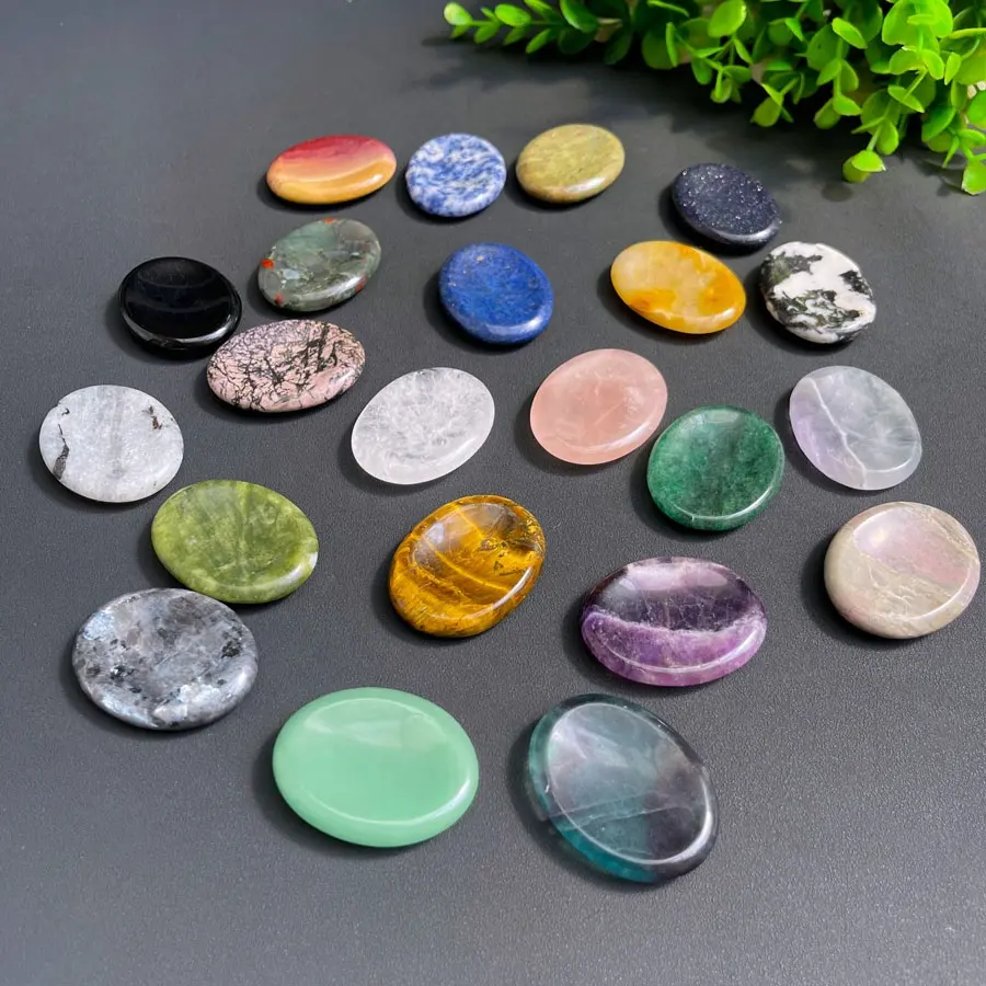 Wholesale Colorful Palm Pocket Stone Healing Energy Crystal Calming Stones Massage Chakra Thumb Worry Stone