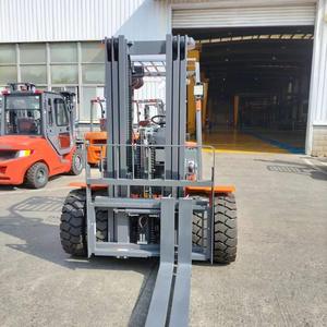 Chariot élévateur diesel polyvalent 3.0T JAC CPCD30H2 avec une hauteur de levage de 3000 mm et une hauteur de mât abaissée de 2075 mm pour une utilisation <span class=keywords><strong>en</strong></span> intérieur et <span class=keywords><strong>en</strong></span> extérieur - Product Image 2