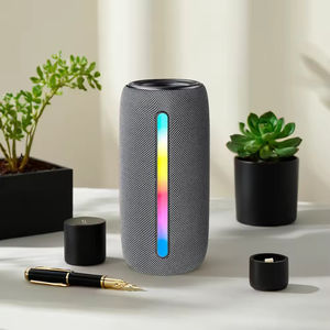 Enceinte portable sans fil OEM étanche avec basses puissantes, son surround 3D, USB, pour téléphone portable, avec éclairage RGB, en boîte, pour extérieur - Product Image 2