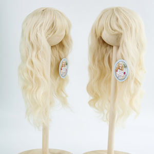 Peluca de fibra <span class=keywords><strong>Mohair</strong></span> <span class=keywords><strong>para</strong></span> muñeca BJD, fibra resistente al calor, color blanco leche, BJD <span class=keywords><strong>para</strong></span> muñeca, 25cm de largo, con densidad de cabeza y ondas de agua - Product Image 3