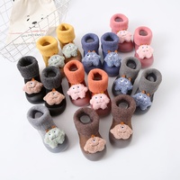 Chaussettes antidérapantes pour enfants, à semelle en caoutchouc, souples, en cachemire, nouveau produit