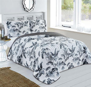 Ensemble de literie avec couvre-lit brodé et imprimé, taille king - Product Image 3