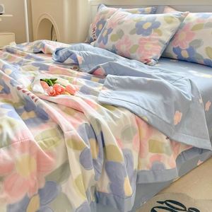 Cómodo estampado de dibujos animados doble usado verano fresco edredón 100*150cm 150*200cm - Product Image 4