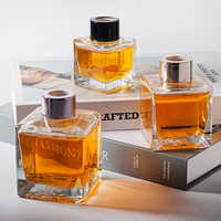 Bouteille de diffuseur vide de 50ml 90ml 200ml 60ml 100ml Bouteilles de diffusion d'aromathérapie carrées en verre transparent