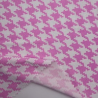 Tissu Jacquard en Maille Côtelée en Fibre de Lait Ultra Doux Extensible dans les 4 Sens 92%T 8%SP 160CM 250GSM pour Maillots de Bain, Robes et Vêtements de Sport