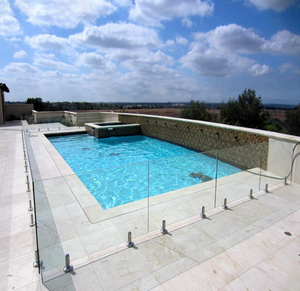 Vente en gros de verre feuilleté trempé coloré gris teinté transparent de 12 mm 15 mm pour clôture de piscine, décoration industrielle - Product Image 6