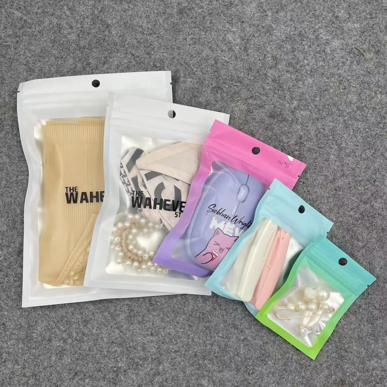 Wholesale Resealable Clear Window Zip Lock Plastic Bag Mylar Bag Pouches for Candy Jewelry Lash Lip Gloss Packaging