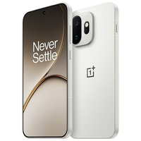 Oneplus 15t 6.3'' 1.5K 144Hz AMOLED Snapdragon 8 Elite Gen 5 Appareil photo 50MP 7000-7999mAh Charge rapide 100W LTE 5G Compact