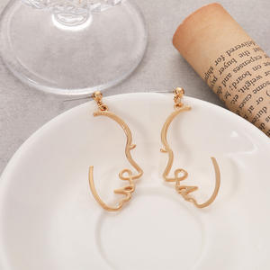 ต่างหูแบบหมุดชุบทอง24K สำหรับผู้ชายและผู้หญิงเหมาะสำหรับการค้าต่างประเทศ - Product Image 2