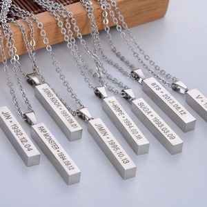 <span class=keywords><strong>Collar</strong></span> <span class=keywords><strong>de</strong></span> Acero Inoxidable Unisex con Barra Vertical, Estilo EXO TFBOYS, para Regalo <span class=keywords><strong>de</strong></span> Aniversario, para Uso Personal y en Grupo - Product Image 1