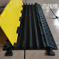 Tapis de câble en caoutchouc robuste à 4 canaux