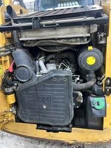 Cargadora de dirección deslizante CAT 246C usada, precio bajo. Cargadoras de dirección deslizante CAT 246D, 246C, 246D3, 249D3, CAT 246, 226, 249, 262 de 2 toneladas. - Product Image 5