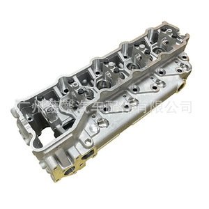 Cabeza de Cilindro Me202621 Me193805 para Mitsubishi L200 Pajero Montero Motor 4M40 Nueva con Junta - Product Image 3