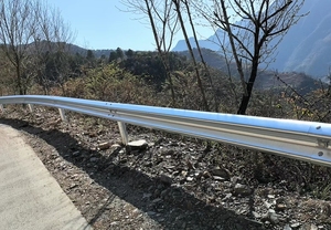 Barandilla de seguridad para carretera, proveedores de precios de choque, fabricantes de barandillas de <span class=keywords><strong>metal</strong></span> para carretera, barandilla de Malasia, EE. UU. - Product Image 5