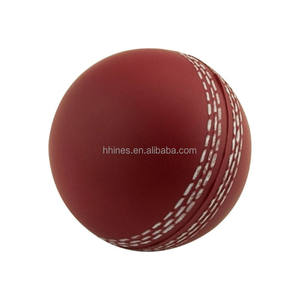 Ballon de <span class=keywords><strong>cricket</strong></span> en mousse PU personnalisé avec logo pour adultes, ballon de <span class=keywords><strong>cricket</strong></span> en mousse anti-stress pour l'entraînement, ballon de <span class=keywords><strong>cricket</strong></span> souple pour enfants - Product Image 4