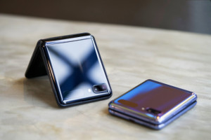 ปลดล็อคโทรศัพท์ในจีนสินค้าราคาถูกโทรศัพท์มือสองของแท้สำหรับ Samsung Z flip 3 Z flip 4 - Product Image 4