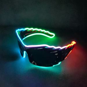 Lunettes de soleil lumineuses LED créatives pour les fêtes du Nouvel An et les décorations de mariage Cadeaux uniques pour <span class=keywords><strong>papa</strong></span> et l'école pour le Ramadan - Product Image 2