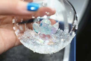 Ornement de voiture boule de cristal K9, pendentif rond en cristal avec motif dessin animé pour décoration de rétroviseur, édition Noël, tendance mode - Product Image 3