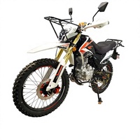 Potente Motocicleta Todoterreno de 250cc y 4 Tiempos para Carreras de Adultos con Horquillas Delanteras Invertidas y Suspensión Trasera Monoshock en Venta