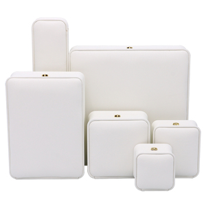 FADELI PACKING FSC Scatola di Imballaggio in Plastica Rivestita in Pelle PU Bianca con Logo Personalizzato, Scatola per Gioielli in Camoscio per Anelli, Collane e <span class=keywords><strong>Bracciali</strong></span> - Product Image 1
