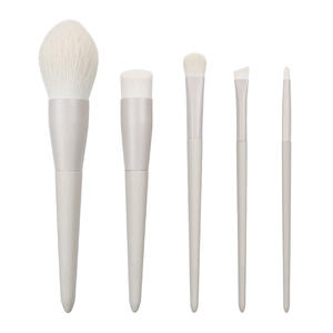 Ensemble de pinceaux de maquillage professionnels, 5 pièces, logo personnalisé végétalien, luxe, <span class=keywords><strong>gris</strong></span> <span class=keywords><strong>clair</strong></span>, caoutchouc, effet d'huile, ensemble de pinceaux de maquillage - Product Image 1