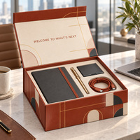 Boîte cadeau rigide magnétique personnalisée, kit de bienvenue pour les employés, emballage en carton gris de 2 mm, papier couché de 157 g, logo en feuille d'or, impression CMYK