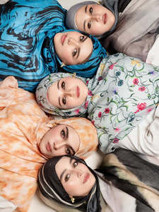 Modello stampato vendita calda OEM/bandane etniche 2025 nuovo Lenzing modale Rayon viscosa Hijab per le donne ossidiana grigio - Product Image 5