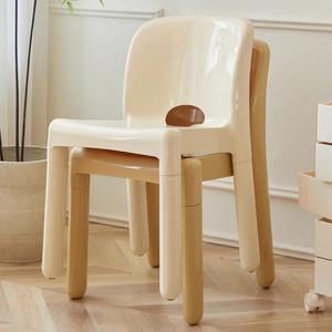 เก้าอี้ทานข้าวพลาสติกมือ<span class=keywords><strong>สอง</strong></span> สไตล์โมเดิร์นเรียบง่าย มีพนักพิง สีครีม เหมาะสำหรับใช้ในบ้าน ร้านกาแฟ ร้านชานม - Product Image 2