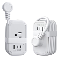 Regleta de Enchufes Pequeña con 2 Tomas de Corriente, 2 USB-A, 1 USB-C PD 3.0 de 20W con Carga Rápida para Laptop y Smartwatch, Cable Lateral Enrollable de 1.5m
